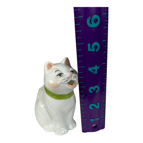 Hand Painted Cat Creamer or Small Pitcher - Picture 5 of 5